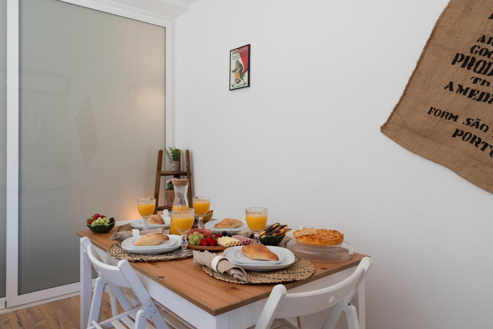 Host Wise - Charming Welcoming Flat - Centrally Located Porto Eksteriør billede